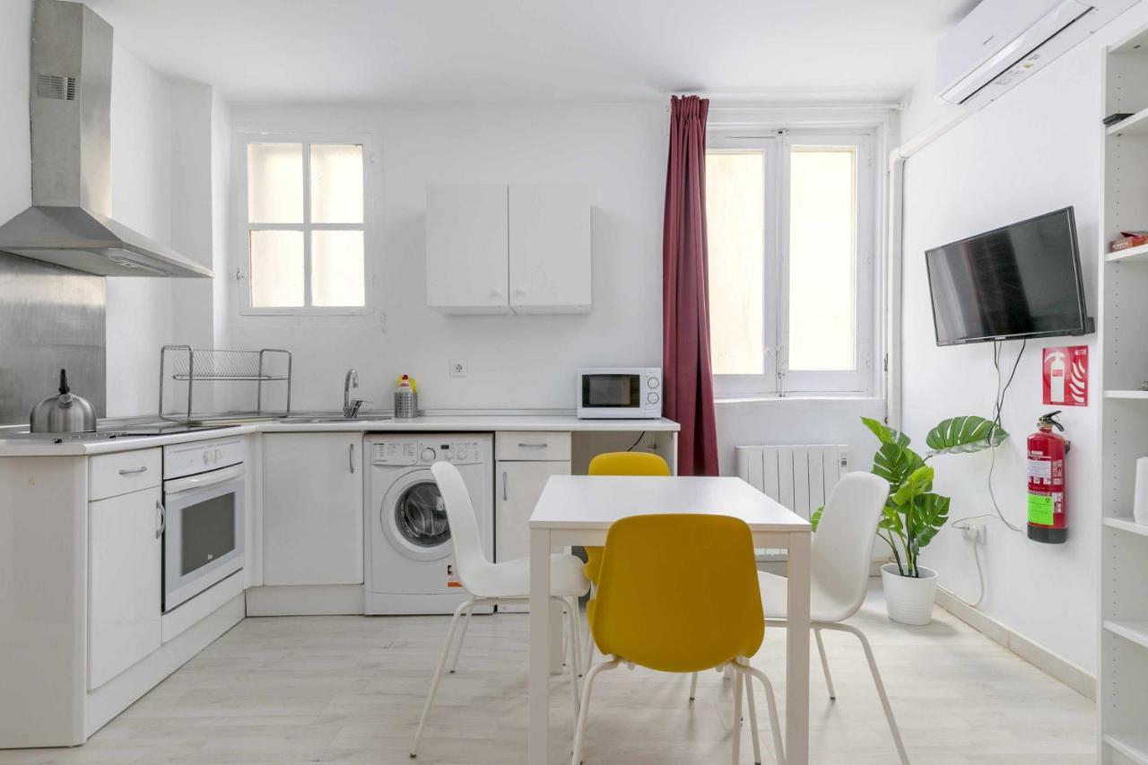 Ferienwohnung Apartamento Centrico Y Confortable Madrid Exterior foto